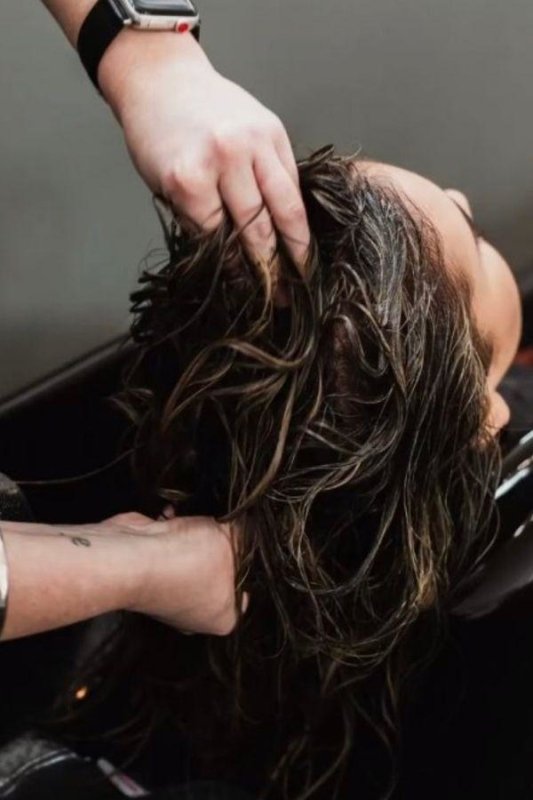 Can I wash my hair every day? - Nutree Cosmetics