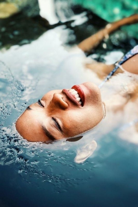 How To Get Rid Of The Problems Of Oily Hair? - Nutree Cosmetics