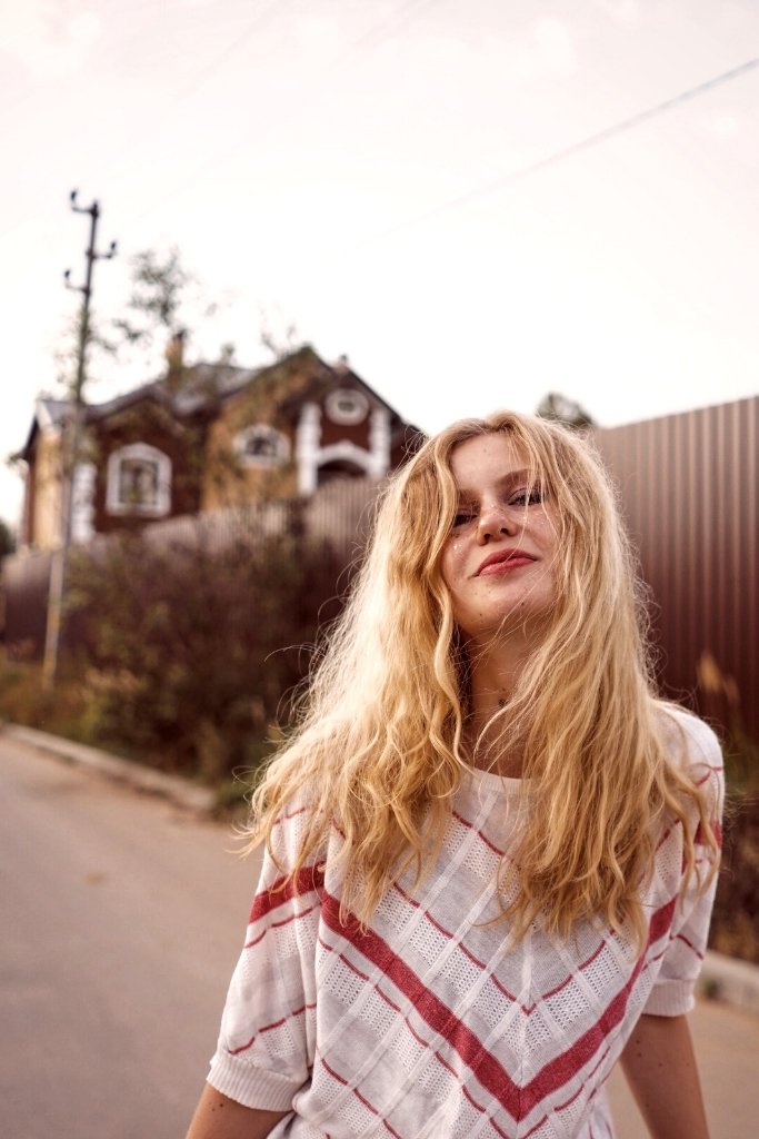 Thumb-stopping Tips for Photographing Your Balayage - Nutree Cosmetics