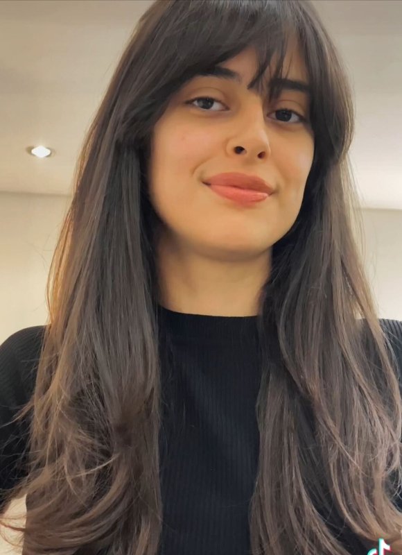 Trendy Bangs 2024: How to Style and Care for Your Hair with Nutree’s B24 Peptide Mask - Nutree Cosmetics